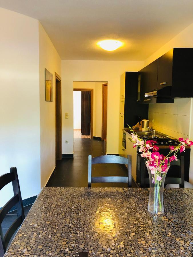 Apartment Miaantonia Vrsi Εξωτερικό φωτογραφία