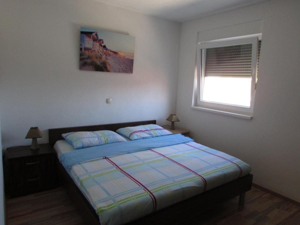 Apartment Miaantonia Vrsi Εξωτερικό φωτογραφία