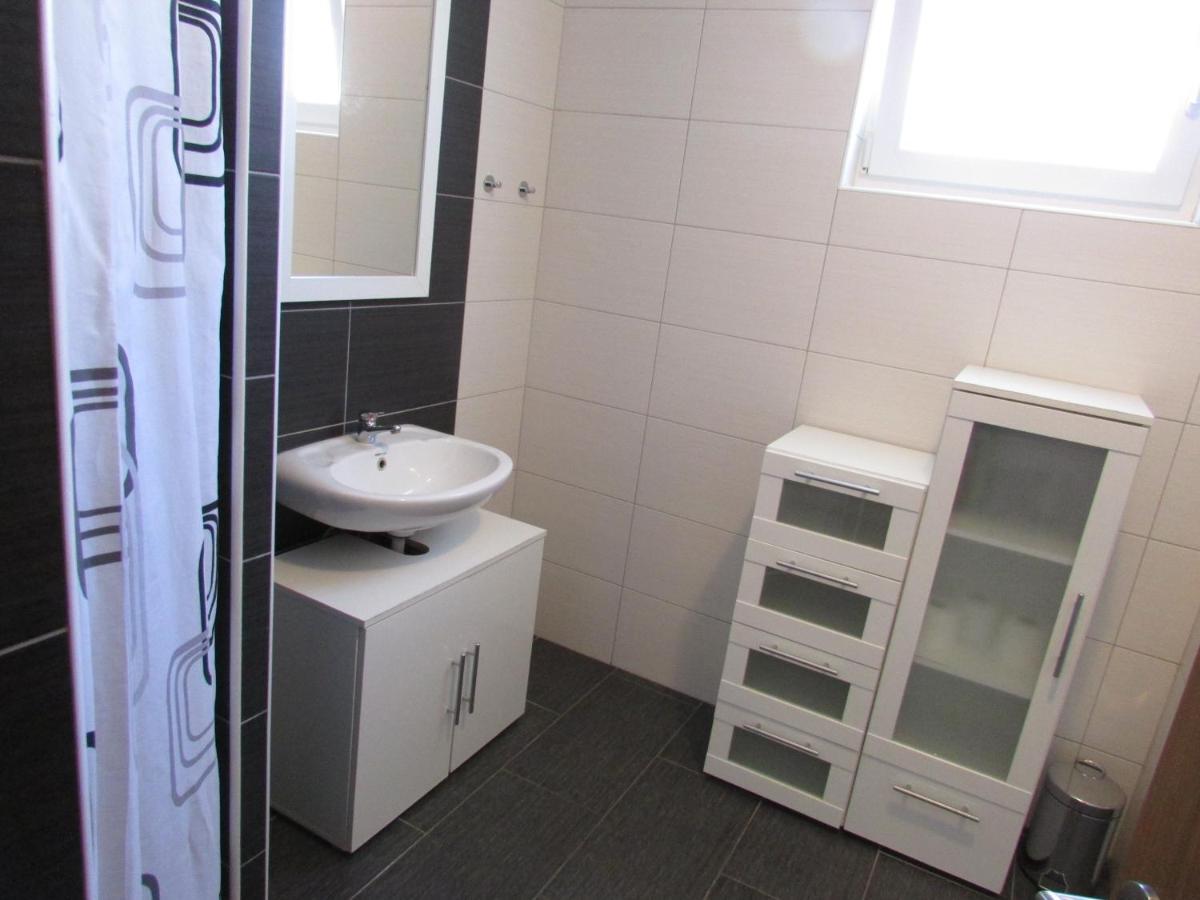Apartment Miaantonia Vrsi Εξωτερικό φωτογραφία